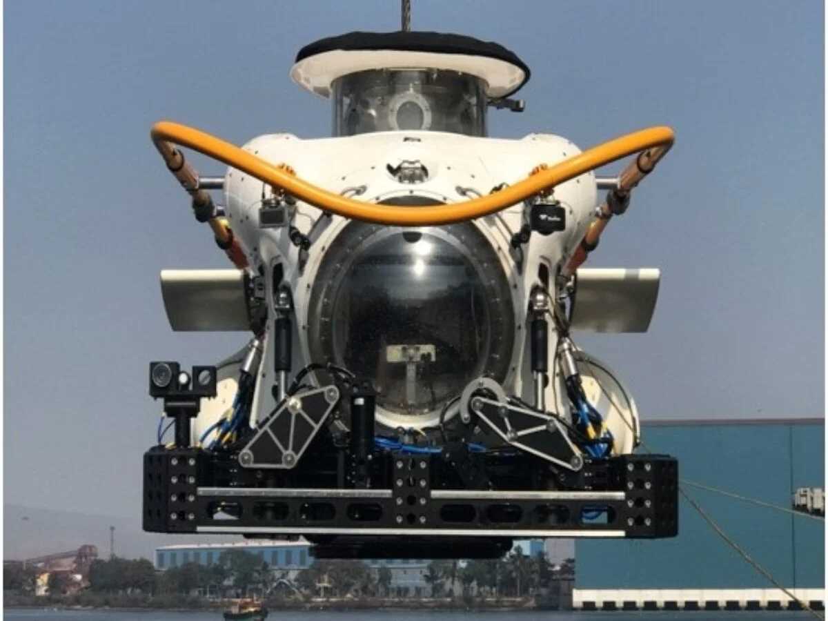 दक्षिण अफ्रीकी पनडुब्बी दल की सुरक्षा करेगी भारतीय नौसेना